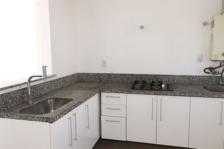 Apartamento à venda com 69m², 2 quartos e 2 vagasCozinha