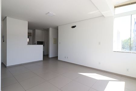 Sala de apartamento para alugar com 2 quartos, 69m² em São João, Porto Alegre