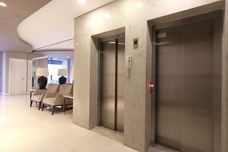 Apartamento à venda com 69m², 2 quartos e 2 vagasÁrea comum - Elevadores