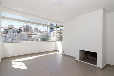 Sala de apartamento para alugar com 2 quartos, 69m² em São João, Porto Alegre