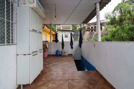 Casa para alugar com 65m², 2 quartos e 1 vagaÁrea de Serviço