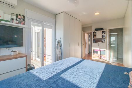 Casa à venda com 230m², 3 quartos e 2 vagasSuíte