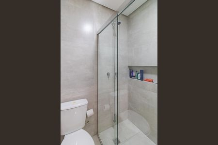 Casa à venda com 230m², 3 quartos e 2 vagasBanheiro da Suíte