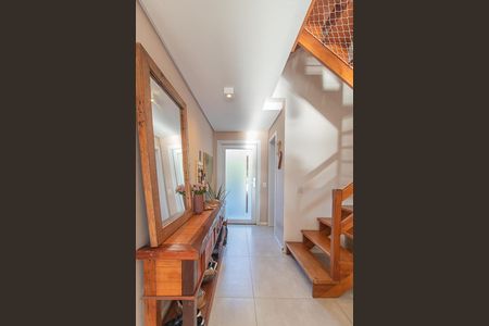 Sala de casa à venda com 3 quartos, 230m² em Espírito Santo, Porto Alegre