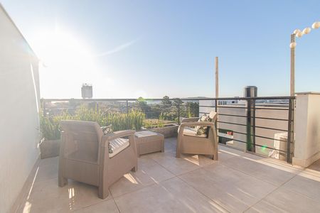 Varanda da Sala 2 de casa à venda com 3 quartos, 230m² em Espírito Santo, Porto Alegre