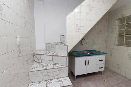 Casa para alugar com 150m², 4 quartos e 2 vagas Casa para alugar com 150m², 4 quartos e 2 vagasCozinha 2