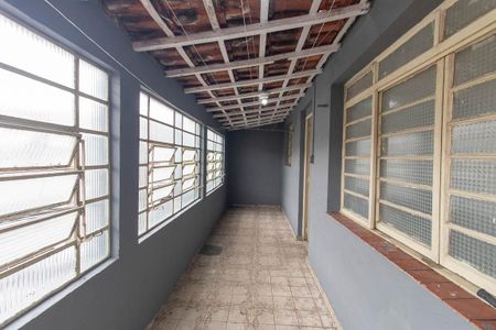 Casa para alugar com 150m², 4 quartos e 2 vagas Casa para alugar com 150m², 4 quartos e 2 vagasVaranda