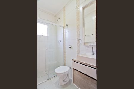 Casa de condomínio para alugar com 90m², 2 quartos e sem vaga Casa de condomínio para alugar com 90m², 2 quartos e sem vagaBanheiro da Suíte 2