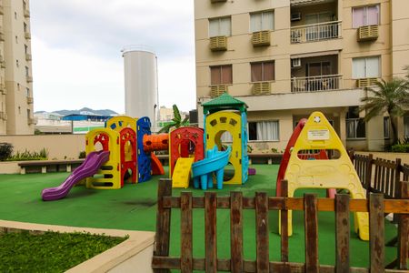 Apartamento à venda com 54m², 2 quartos e 1 vaga Apartamento à venda com 54m², 2 quartos e 1 vagaÁrea comum - Playground