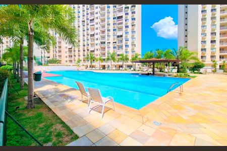 Apartamento à venda com 54m², 2 quartos e 1 vaga Apartamento à venda com 54m², 2 quartos e 1 vagaÁrea comum - Piscina