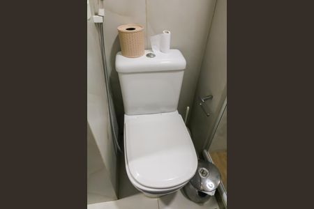 Apartamento à venda com 54m², 2 quartos e 1 vaga Apartamento à venda com 54m², 2 quartos e 1 vagaBanheiro