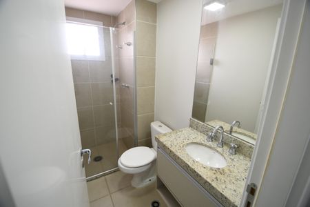 Apartamento para alugar com 65m², 2 quartos e 2 vagasBanheiro da Suíte