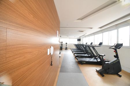 Apartamento para alugar com 65m², 2 quartos e 2 vagasÁrea comum - Academia