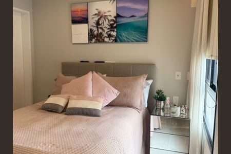 Suíte de apartamento para alugar com 2 quartos, 50m² em Vila Olímpia, São Paulo