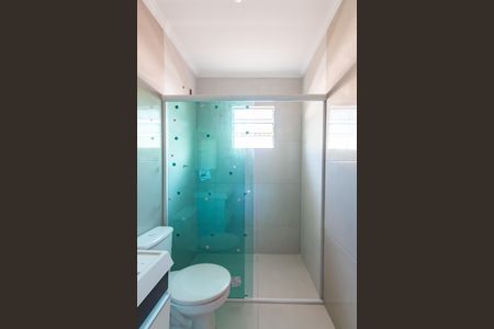 Casa à venda com 184m², 4 quartos e 2 vagas Casa à venda com 184m², 4 quartos e 2 vagasBanheiro