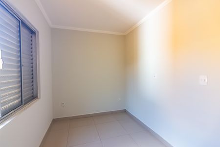 Casa à venda com 184m², 4 quartos e 2 vagas Casa à venda com 184m², 4 quartos e 2 vagasQuarto 1