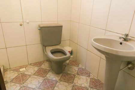 Casa à venda com 200m², 3 quartos e 4 vagasBanheiro Social