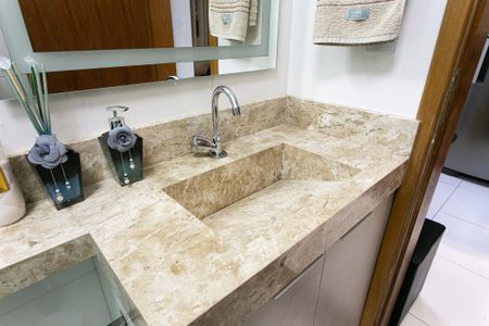 Apartamento para alugar com 40m², 2 quartos e sem vaga Apartamento para alugar com 40m², 2 quartos e sem vagaBanheiro Social