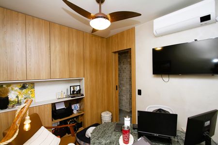 Apartamento à venda com 75m², 3 quartos e 2 vagasQuarto 1