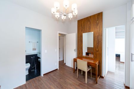 Apartamento à venda com 80m², 3 quartos e 2 vagasSuíte