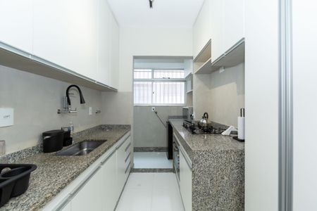 Apartamento à venda com 80m², 3 quartos e 2 vagasCozinha