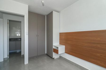 Quarto de apartamento para alugar com 1 quarto, 41m² em Jardim Sabará, Porto Alegre