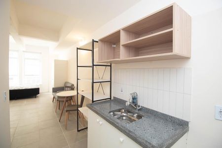Studio de kitnet/studio para alugar com 1 quarto, 26m² em República, São Paulo
