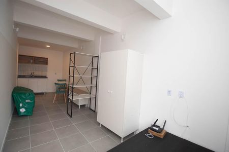 Studio de kitnet/studio para alugar com 1 quarto, 24m² em República, São Paulo