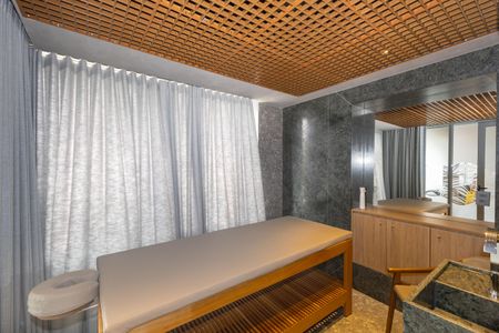 Apartamento à venda com 240m², 4 quartos e 4 vagas Apartamento à venda com 240m², 4 quartos e 4 vagasÁrea comum - Spa