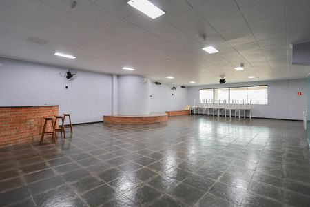 Apartamento à venda com 57m², 2 quartos e 1 vaga Apartamento à venda com 57m², 2 quartos e 1 vagaÁrea comum - Salão de festas