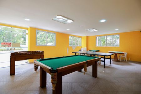 Apartamento à venda com 57m², 2 quartos e 1 vaga Apartamento à venda com 57m², 2 quartos e 1 vagaÁrea comum - Salão de jogos