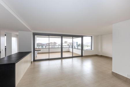 Apartamento à venda com 239m², 4 quartos e 4 vagasSala 