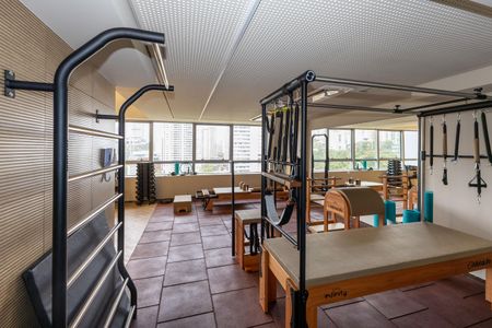 Apartamento à venda com 239m², 4 quartos e 4 vagasÁrea comum - Academia