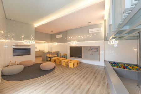 Apartamento à venda com 239m², 4 quartos e 4 vagasÁrea comum - Brinquedoteca