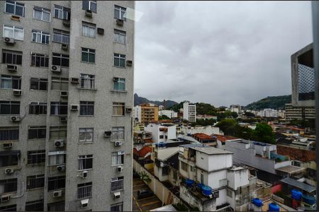Vista do Quarto 1 de apartamento para alugar com 3 quartos, 90m² em Vila Isabel, Rio de Janeiro