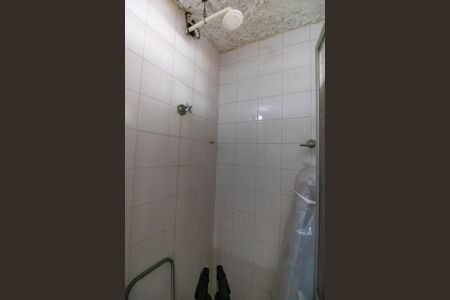 Casa à venda com 225m², 4 quartos e 1 vaga Casa à venda com 225m², 4 quartos e 1 vagaBanheiro de Serviço