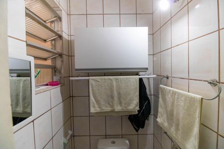 Casa à venda com 225m², 4 quartos e 1 vaga Casa à venda com 225m², 4 quartos e 1 vagaCasa 1 - Banheiro da Suíte