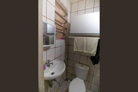 Casa à venda com 225m², 4 quartos e 1 vaga Casa à venda com 225m², 4 quartos e 1 vagaCasa 1 - Banheiro da Suíte