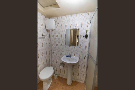 Casa à venda com 225m², 4 quartos e 1 vaga Casa à venda com 225m², 4 quartos e 1 vagaCasa 2 - Banheiro 2