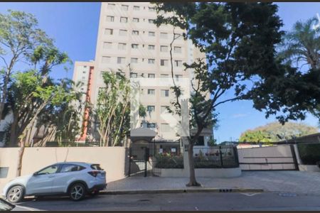 Apartamento à venda com 68m², 3 quartos e 1 vaga Apartamento à venda com 68m², 3 quartos e 1 vagaFachada e portaria