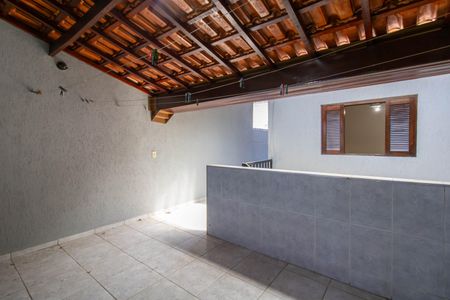 Casa à venda com 150m², 3 quartos e 2 vagas Casa à venda com 150m², 3 quartos e 2 vagasChurrasqueira