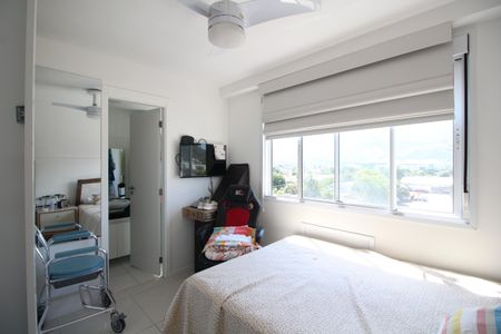 Suíte de apartamento para alugar com 3 quartos, 70m² em Anil, Rio de Janeiro