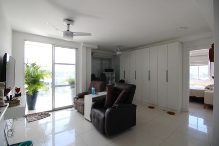Sala de apartamento para alugar com 3 quartos, 70m² em Anil, Rio de Janeiro