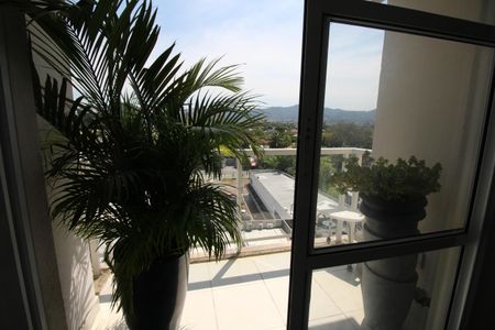 Varanda de apartamento para alugar com 3 quartos, 70m² em Anil, Rio de Janeiro