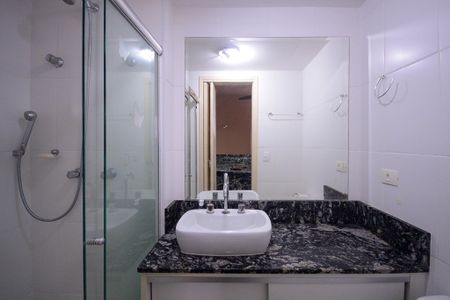 Apartamento à venda com 78m², 3 quartos e 2 vagasBanheiro da Suíte