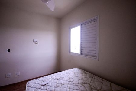 Apartamento à venda com 78m², 3 quartos e 2 vagasQuarto 2