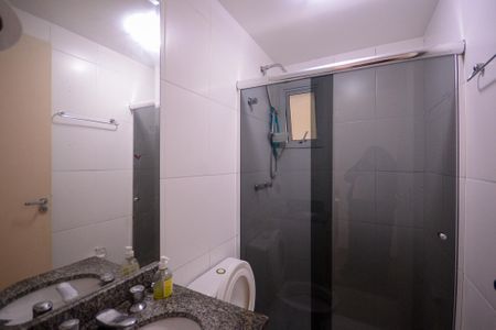 Apartamento à venda com 78m², 3 quartos e 2 vagasBanheiro Social
