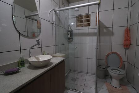 Casa à venda com 350m², 4 quartos e 2 vagasBanheiro