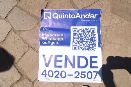 Casa à venda com 350m², 4 quartos e 2 vagasPlaquinha