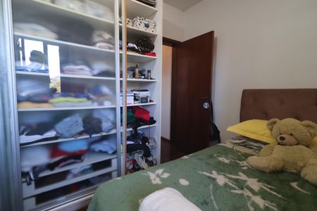 Casa à venda com 350m², 4 quartos e 2 vagasQuarto 4